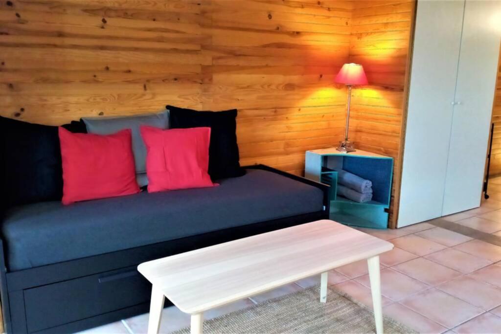 Studio 32M2 - Dans Propriete Avec Vue Imprenable Sur Le Lac Du Salagou Liausson Exterior foto
