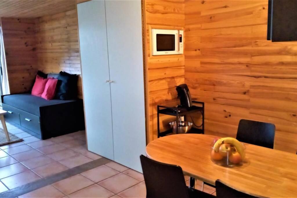 Studio 32M2 - Dans Propriete Avec Vue Imprenable Sur Le Lac Du Salagou Liausson Exterior foto